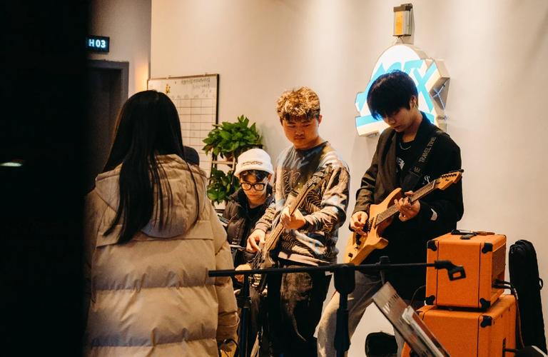 DIG官方：新赛季阵容Jensen领衔，Armut、Santorin加盟