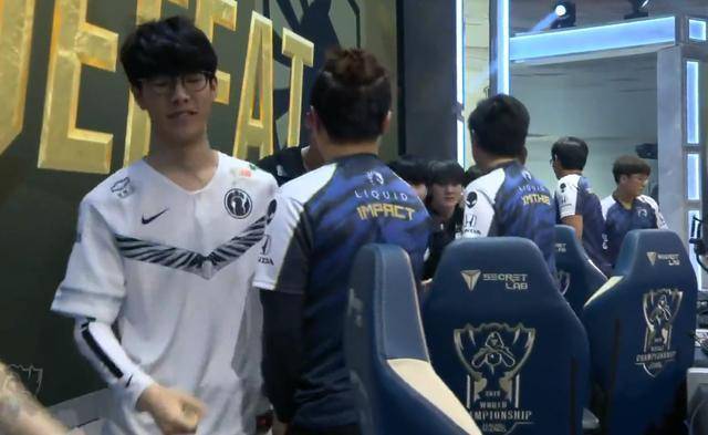 WBG祝Tarzan生日快乐：祝勇哥新的一年尽情奔赴热爱，喜乐无忧