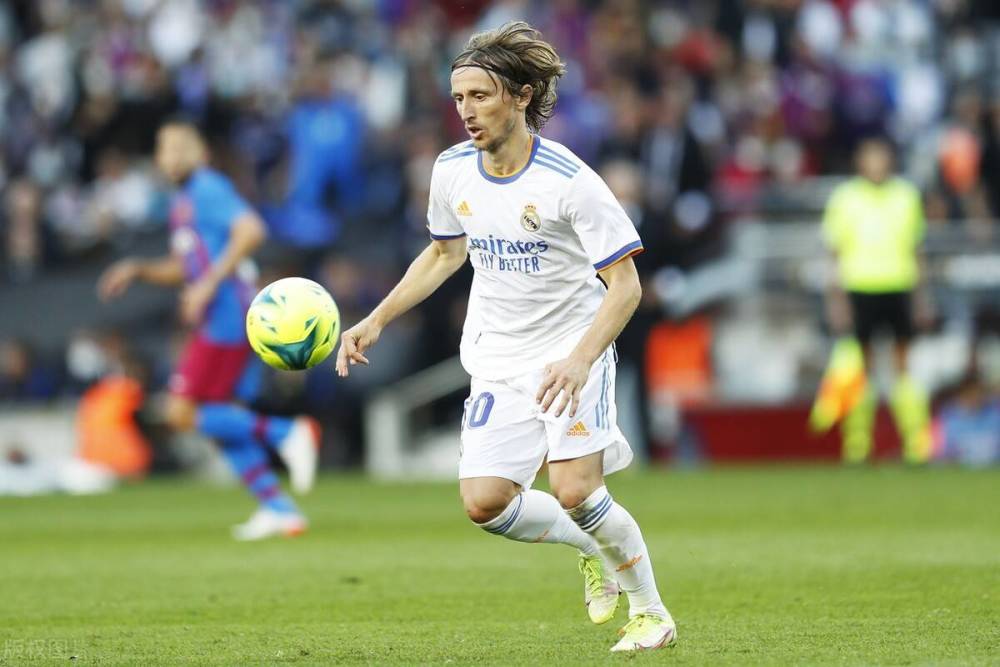 阿斯：罗马仍在关注小火柴，贝蒂斯与塞维利亚也加入竞争（阿斯：罗马持续关注“小火柴”，塞维利亚与贝蒂斯也加入争夺战）