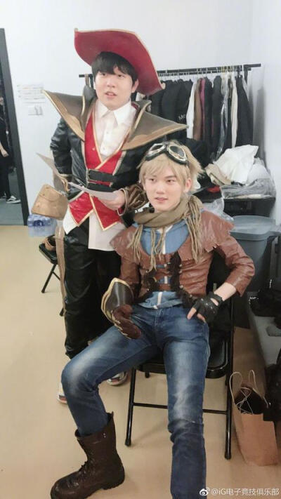 Scout四杀斯莫德五斩Tarzan Zika鳄鱼单吃Xiaohu LNG先下一城